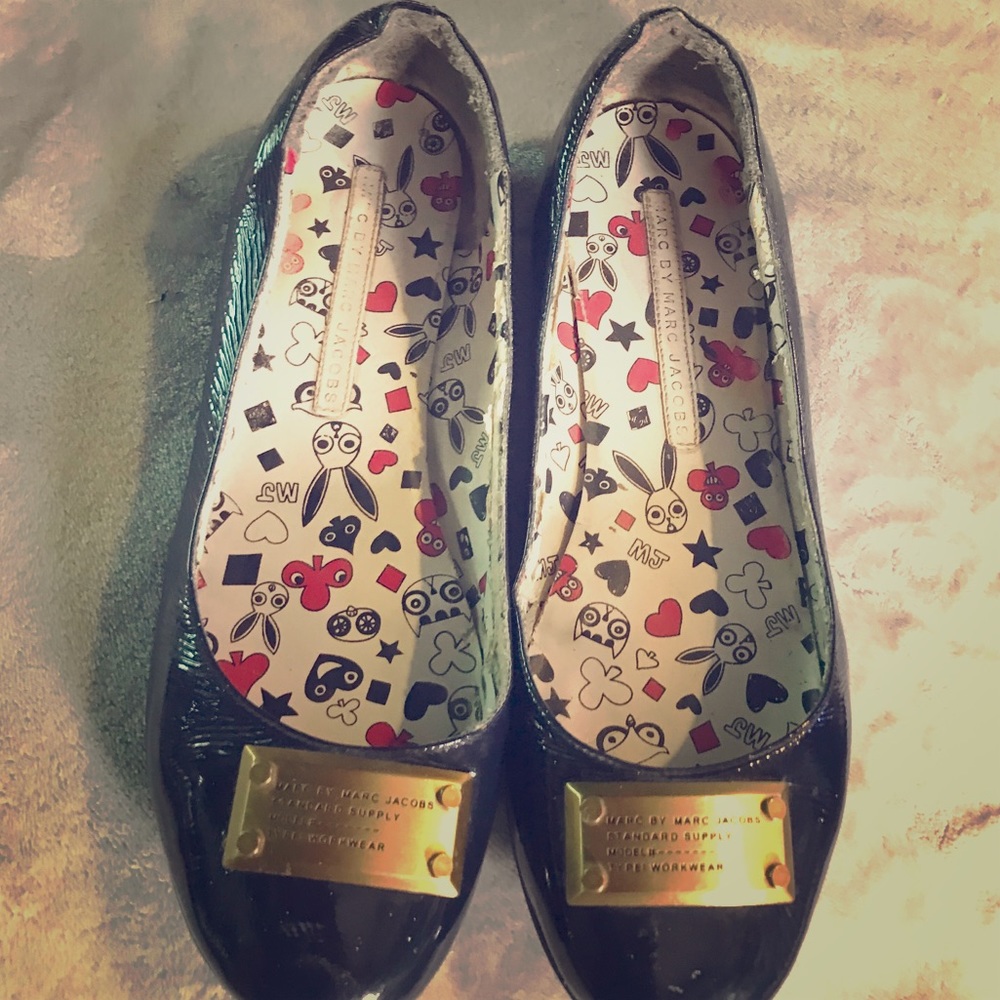 Adorable Marc Jacobs Patent ballet flats
